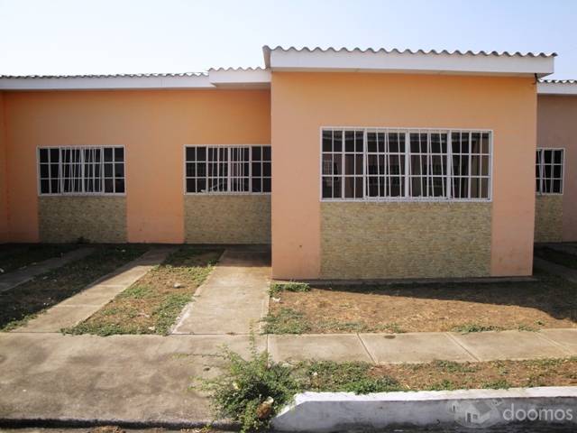 CASA EN RESIDENCIAL UNIVERSITARIA SUR - 1