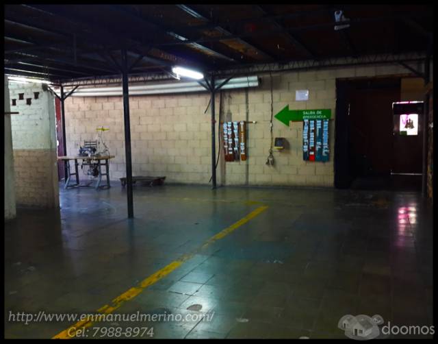 Bodega sobre boulevar Venezuela - 1