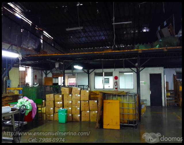Bodega sobre boulevar Venezuela - 2