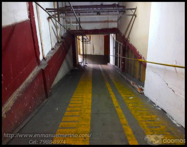 Bodega sobre boulevar Venezuela - 5