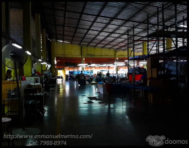 Bodega sobre boulevar Venezuela - 6