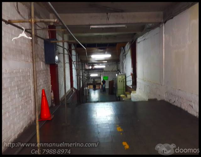 Bodega sobre boulevar Venezuela - 7