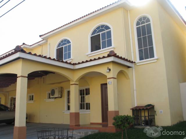 Se vende Casa en Residencial Quintas de Gratamira - 1