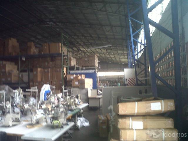 Vendo Terreno con Nave Industrial. - 1