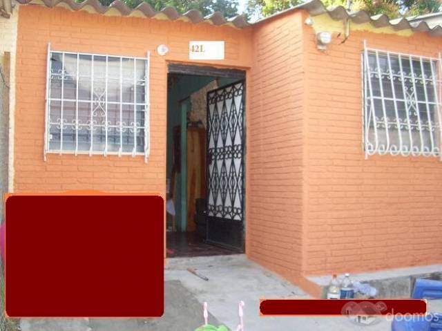 Vendo Bonita casa en Residencial San Antonio Calle principal. Soyapango - 1