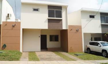 CASA NUEVA EN RESIDENCIAL LAS PERGOLAS – CARRETERA LIBERTAD/Zaragoza - 1