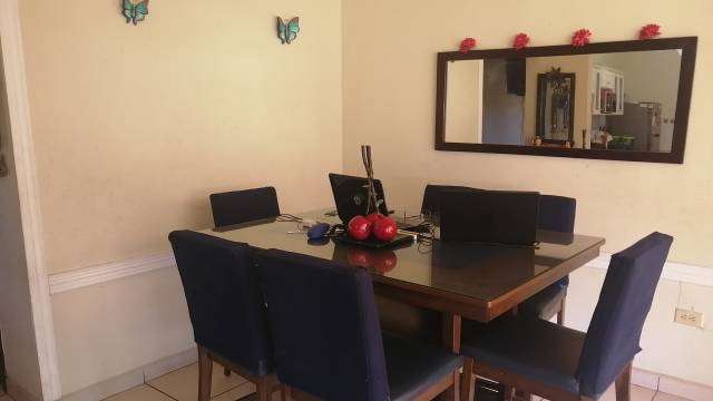 VENTA DE CASA y Muebles - 8