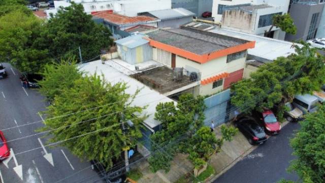Casa comercial en colonia escalón - 1