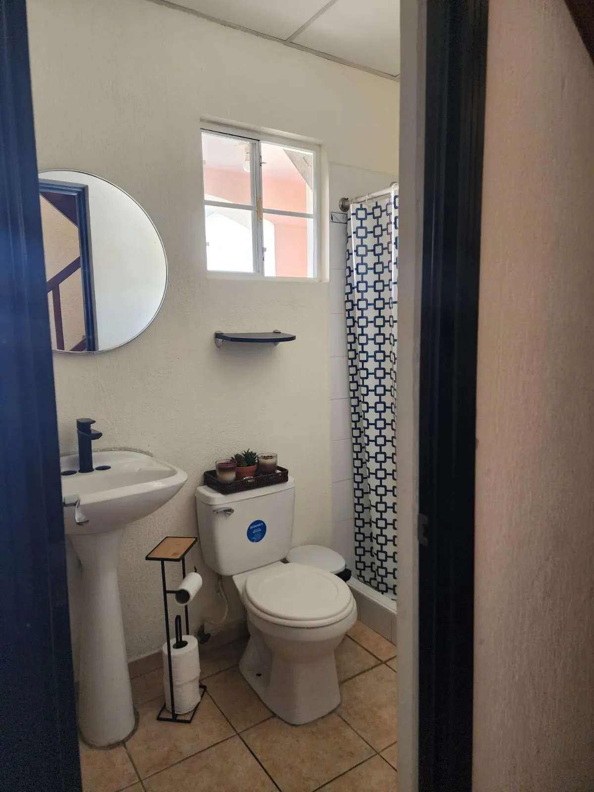 VENDO CASA — LAS JACARANDAS 3, LOURDES COLÓN - 3